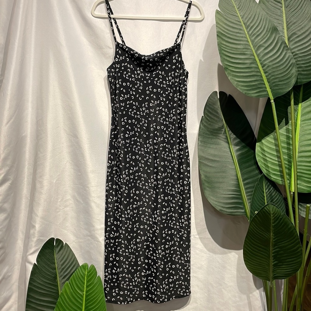 Dippin’ Daisy’s Midi Dress